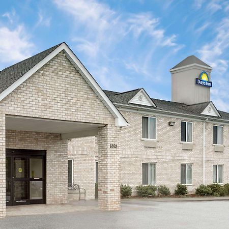 Days Inn By Wyndham Greensboro Nc Esterno foto