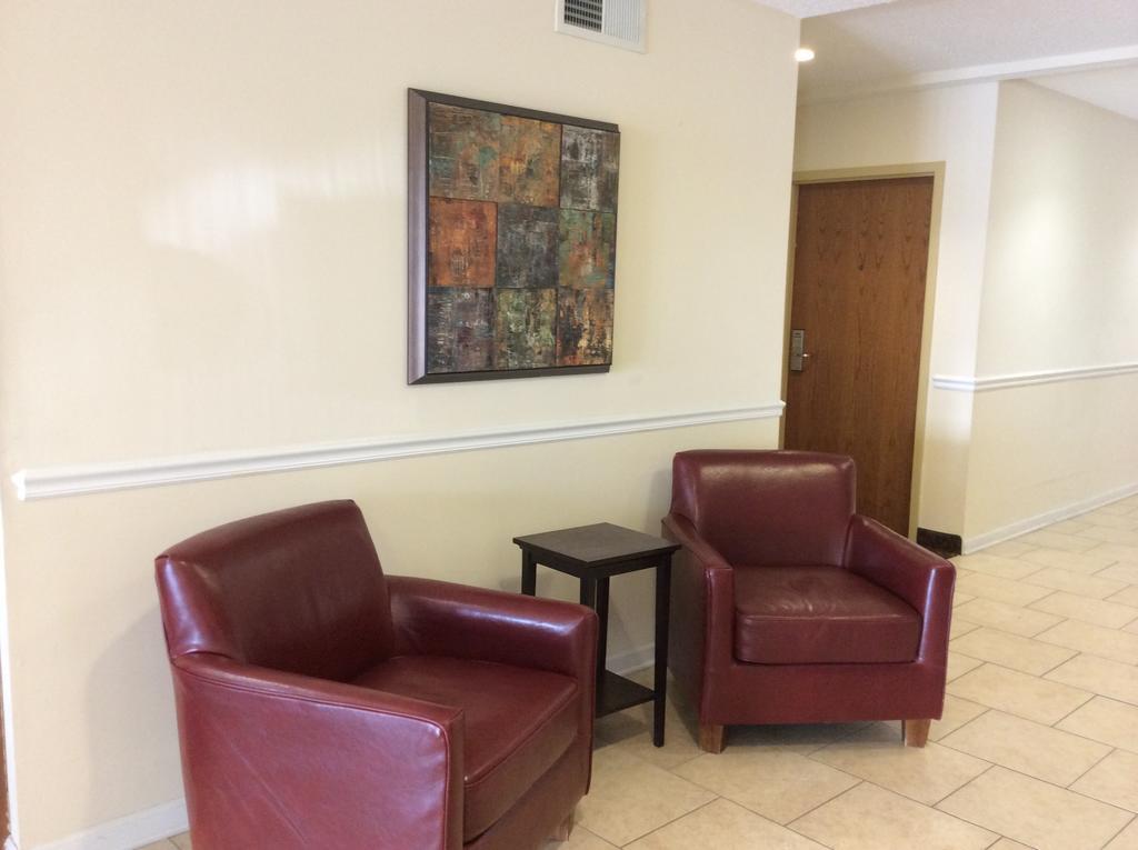 Days Inn By Wyndham Greensboro Nc Esterno foto